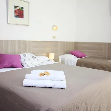 Luna Hotel